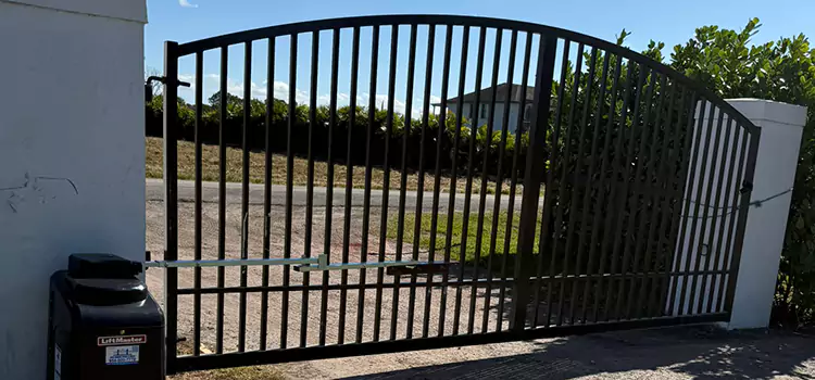Driveway Fence Repair Covington